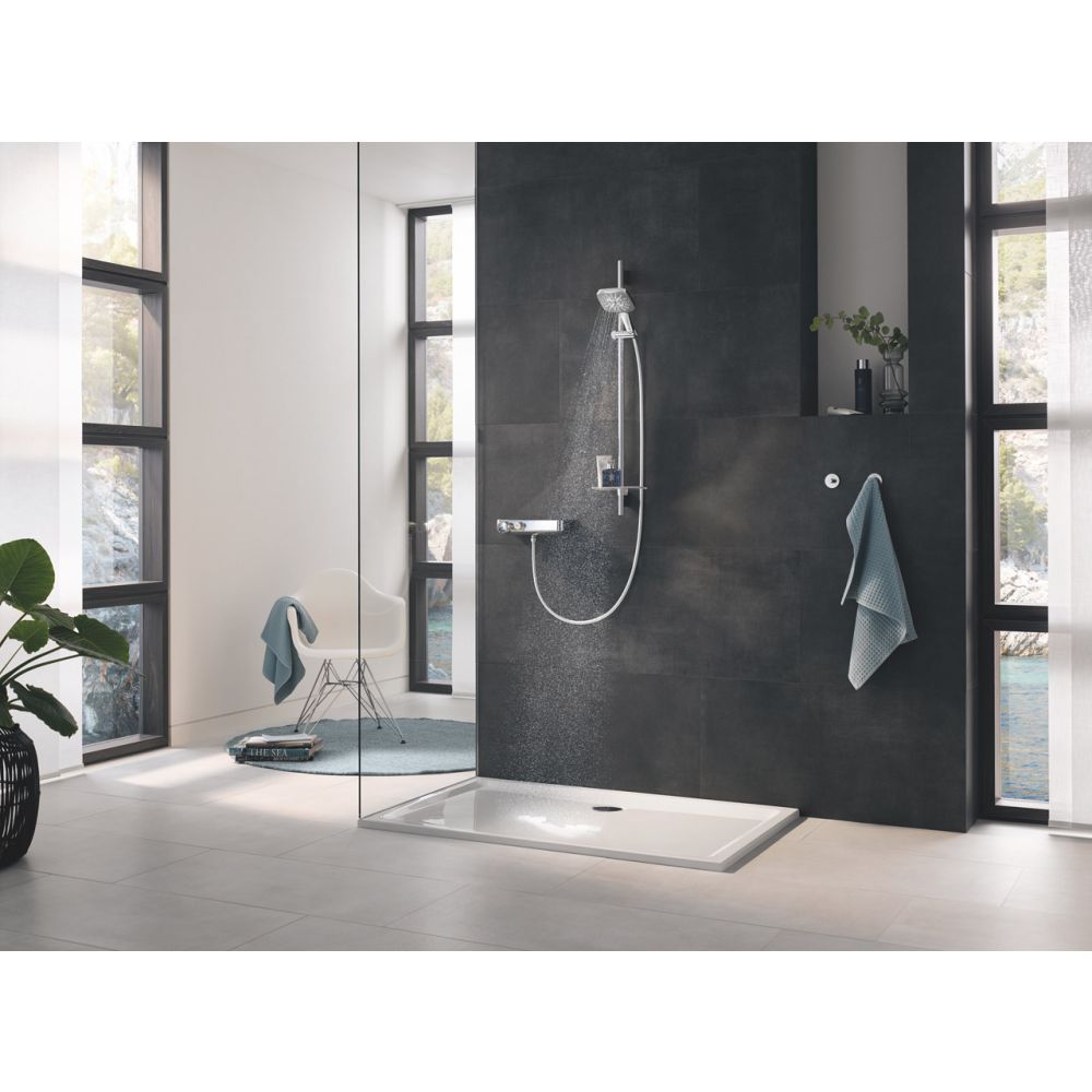 Душевой гарнитур GROHE Rainshower SmartActive 130 Cube с мыльницей, 3 режима струи, душевая штанга 900 мм, 12 л/мин, хром (26586000)