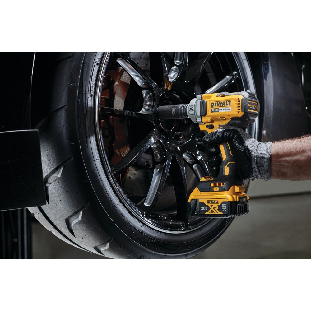 Аккумуляторный гайковерт DEWALT DCF896B, 20 В, 813 Нм, 3100 уд/мин, без АКБ и ЗУ (DCF896B-XJ)