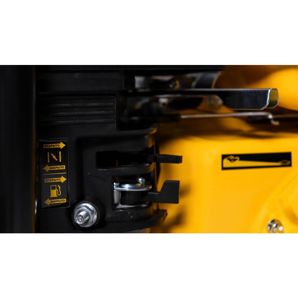 Бензиновая мотопомпа Champion, 7 л.с., 208 см³, 60 м³/ч, GP80