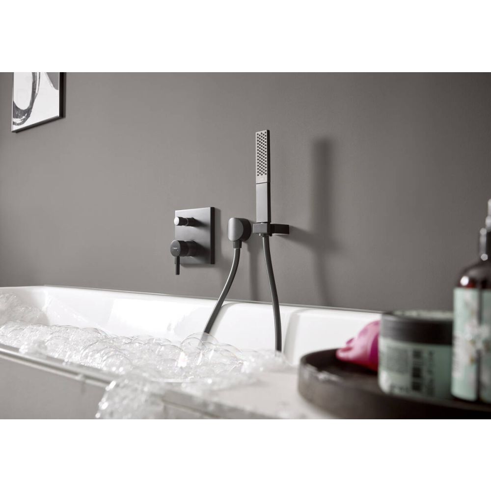 Внешняя часть смесителя для ванны hansgrohe Finoris скрытого монтажа, со встроенной защитной комбинацией EN1717 76416670, матовый черный