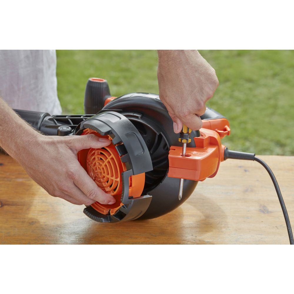 Воздуходув/пылесос садовый электрический BLACK+DECKER BEBLV301, 3000 Вт