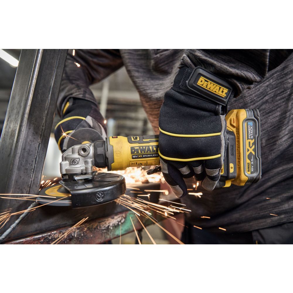 Аккумуляторная угловая шлифмашина DEWALT DCG404NT, 18 В, 125 мм, 11000 об/мин, без АКБ и ЗУ, в кейсе TSTAK (DCG404NT-XJ)