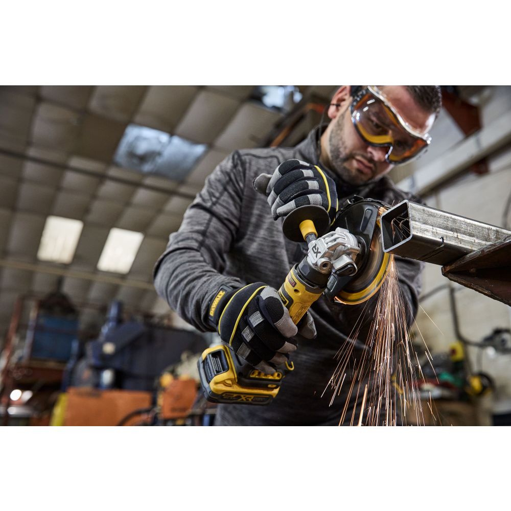Аккумуляторная угловая шлифмашина DEWALT DCG404NT, 18 В, 125 мм, 11000 об/мин, без АКБ и ЗУ, в кейсе TSTAK (DCG404NT-XJ)