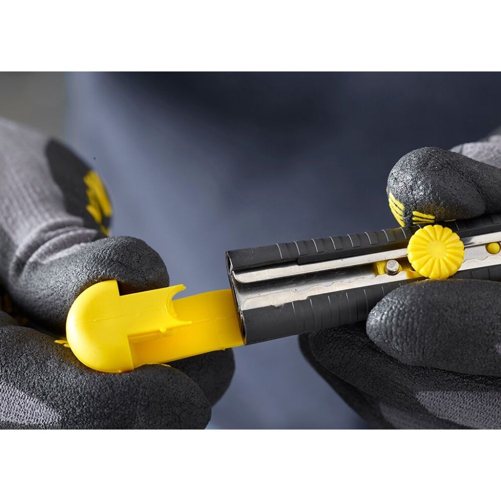 Нож DYNAGRIP MPO STANLEY 0-10-409, с 9,5-мм лезвием с отламывающимися сегментами 135 X 9,5 мм