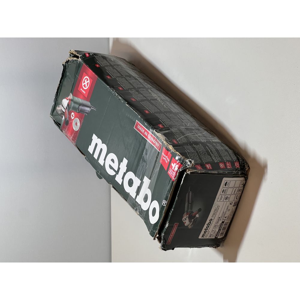 Угловая шлифмашина Metabo WE 17-125 Quick, 1700 Вт, 125 мм, 11000 об/мин, (УЦЕНЕННЫЙ ТОВАР) (600515000/U)