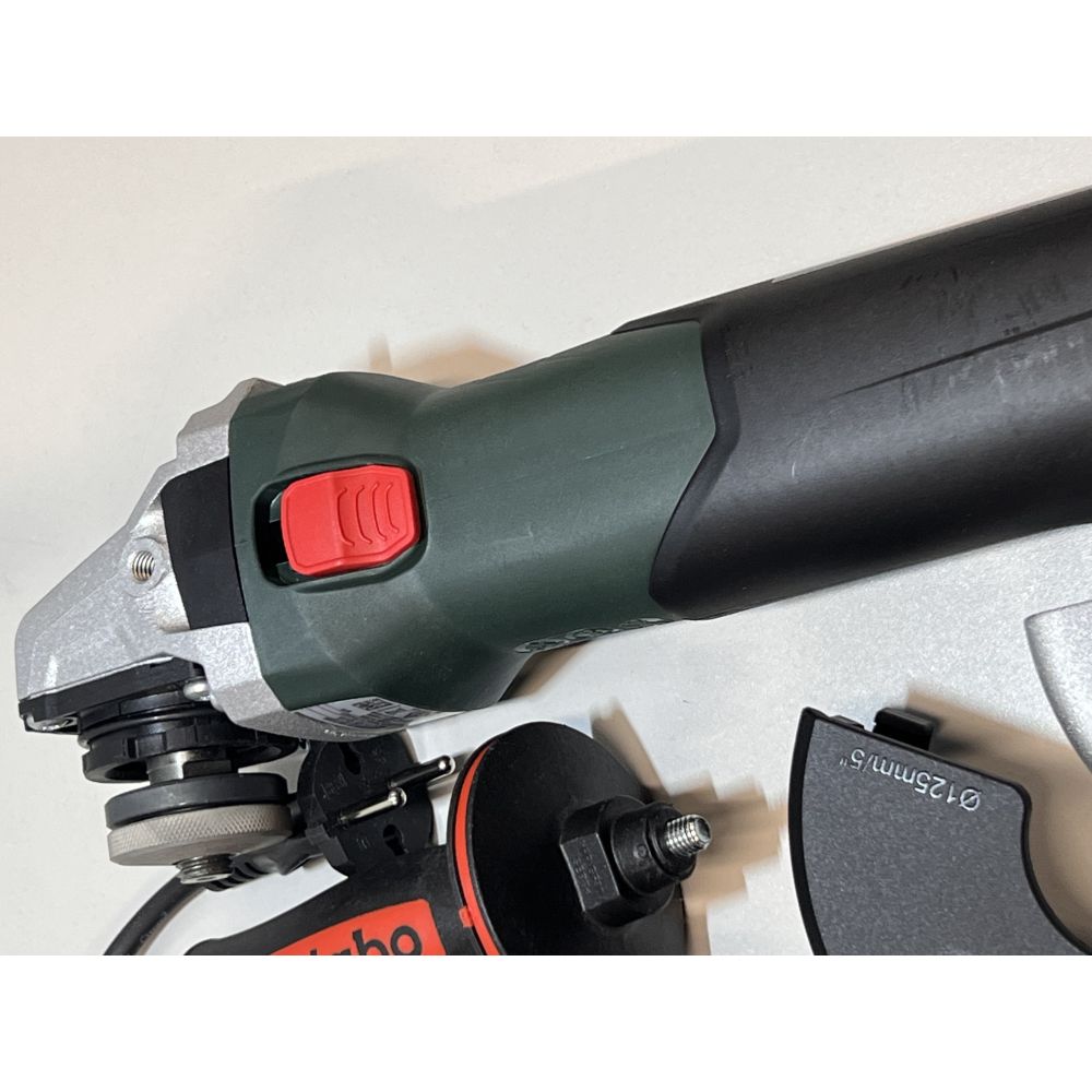 Угловая шлифмашина Metabo WEV 11-125 Quick, 1100 Вт, 125 мм, 10500 об/мин, (УЦЕНЕННЫЙ ТОВАР) (603625000/U)