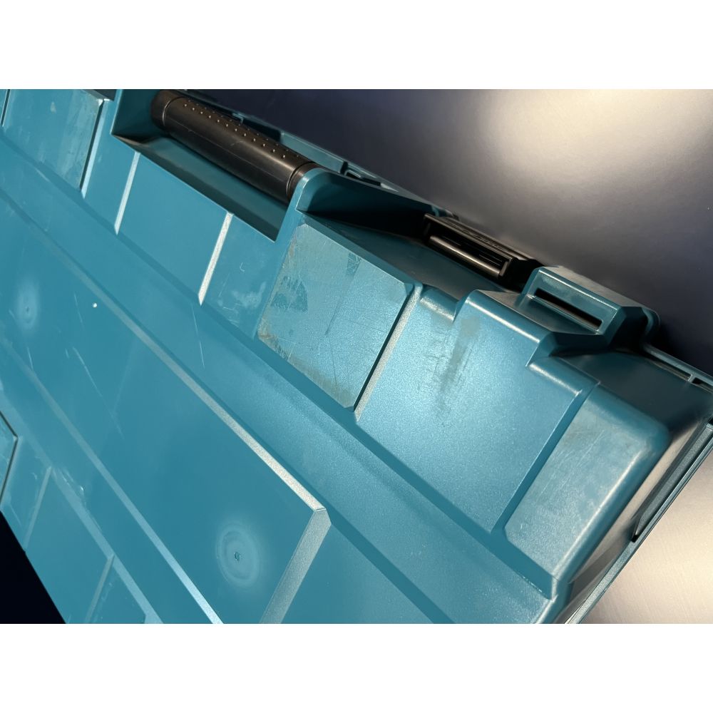 Перфоратор Makita HR4013C, 1100 Вт, 8 Дж, 2900 уд/мин, (УЦЕНЕННЫЙ ТОВАР) (HR4013C/U)