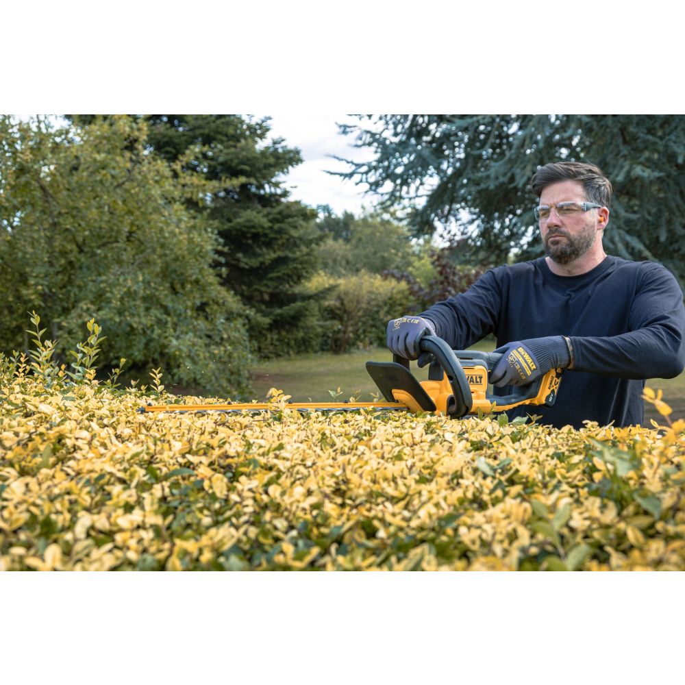 Аккумуляторный набор садовой техники DEWALT, 18 В: газонокосилка DCMWP134 + кусторез DCMHT564 + воздуходувка DCV100, без АКБ без ЗУ