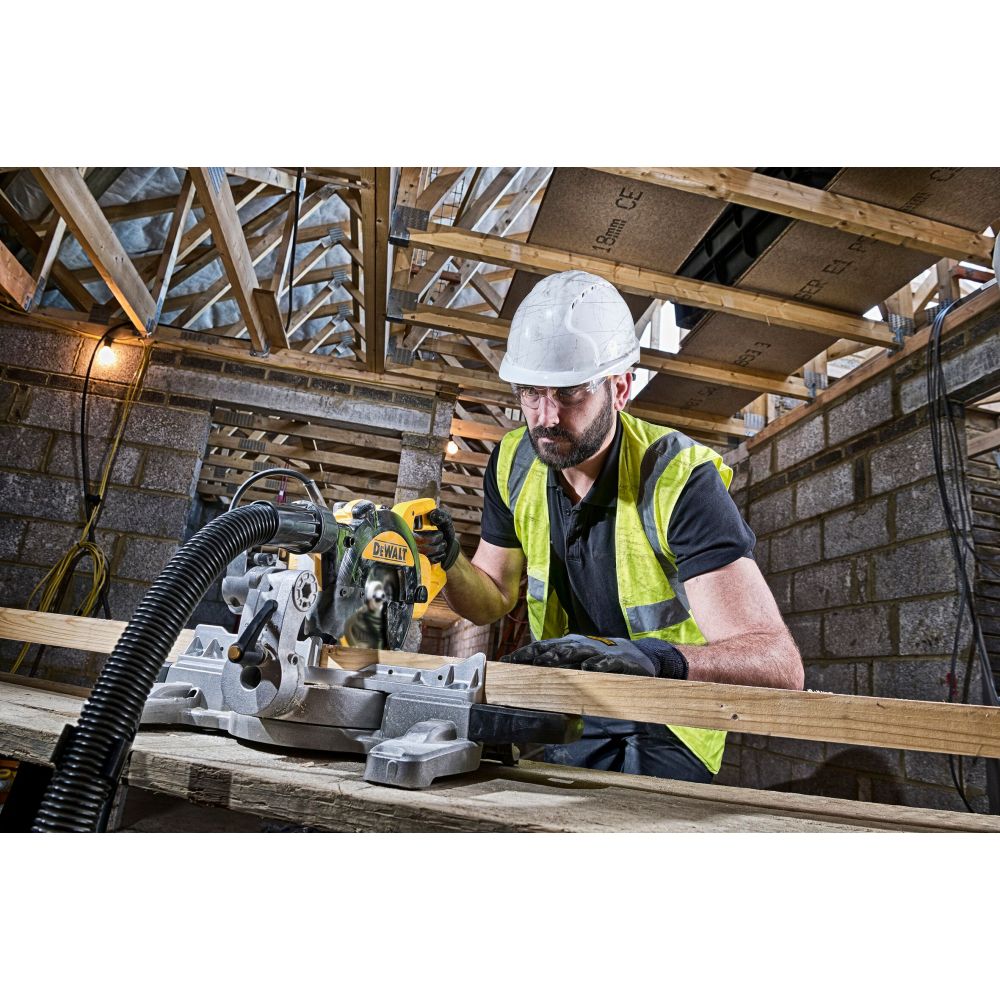 Торцовочная пила DEWALT DWS774, 1400 Вт, 216 мм, 4500 об/мин (DWS774-QS)