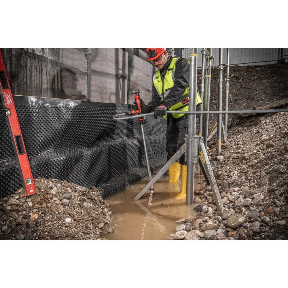 Аккумуляторный насос Milwaukee M12 BSWP-0, 34 л/мин, без АКБ и ЗУ, 4933479639