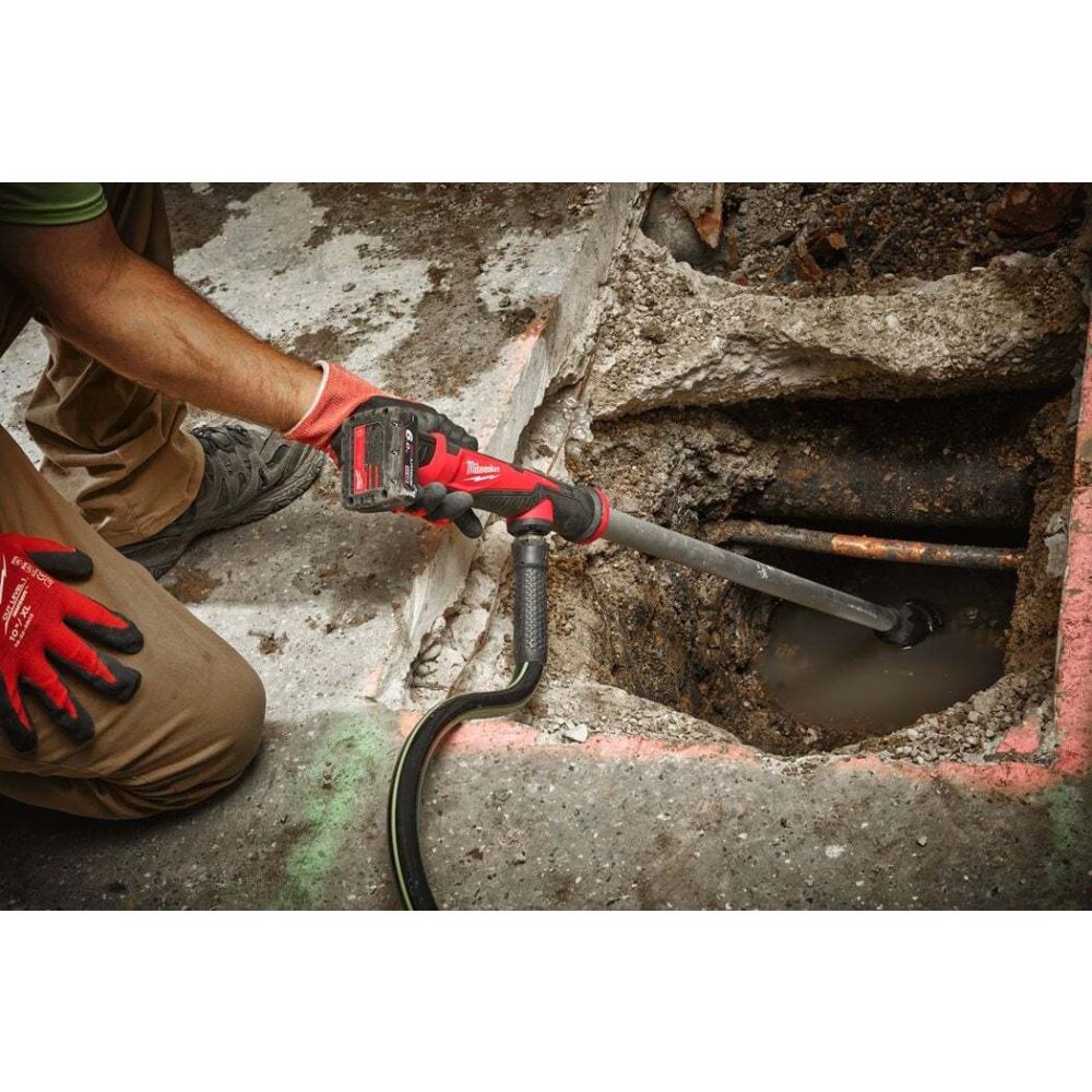 Аккумуляторный насос Milwaukee M12 BSWP-0, 34 л/мин, без АКБ и ЗУ, 4933479639