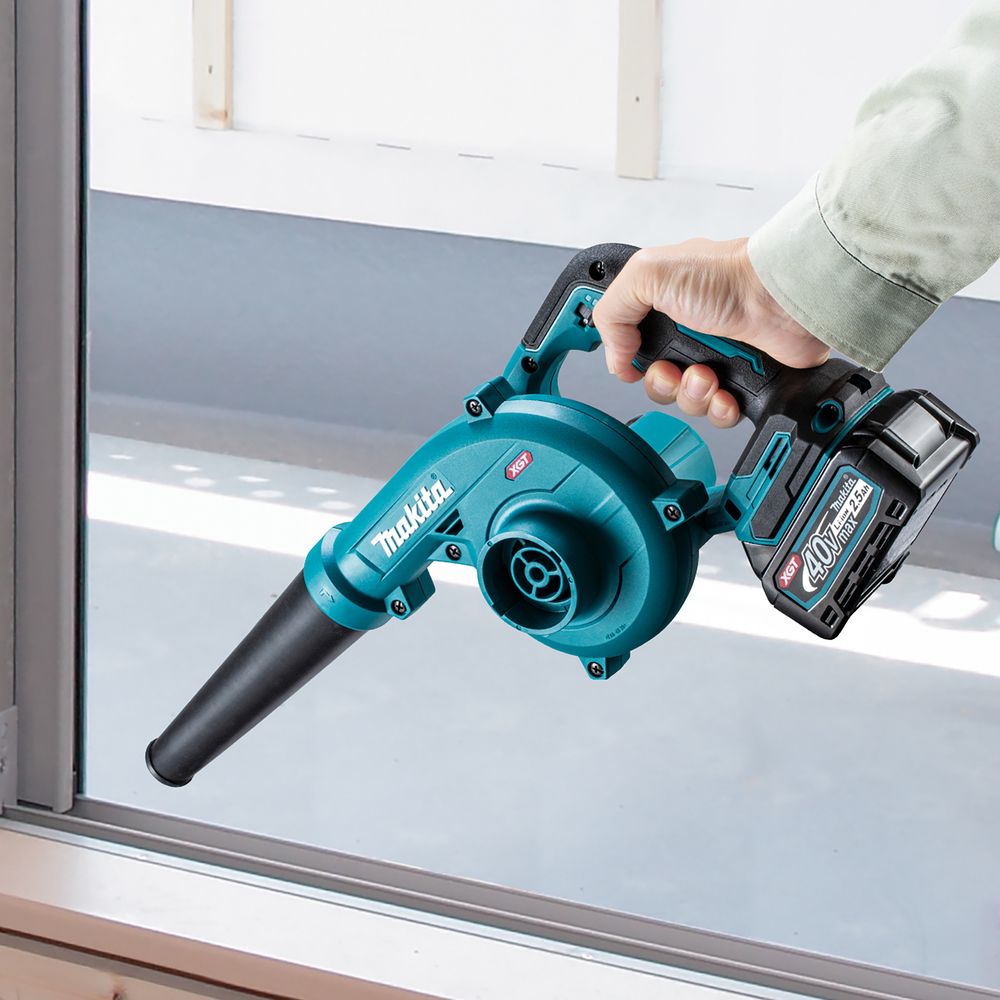 Аккумуляторная воздуходувка Makita UB002GZ01, 40 В, 216 м³/ч, без АКБ и ЗУ
