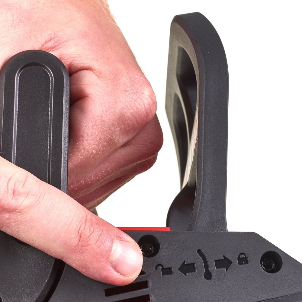 Аккумуляторная цепная пила Milwaukee M18 FCHSC-0, 18 В, 45 звеньев, 30 см, без АКБ и ЗУ, 4933471441