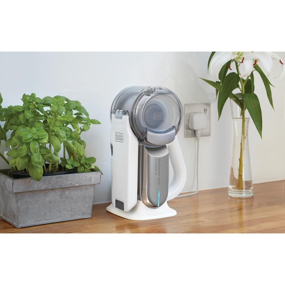 Аккумуляторный пылесос BLACK+DECKER PV1820L