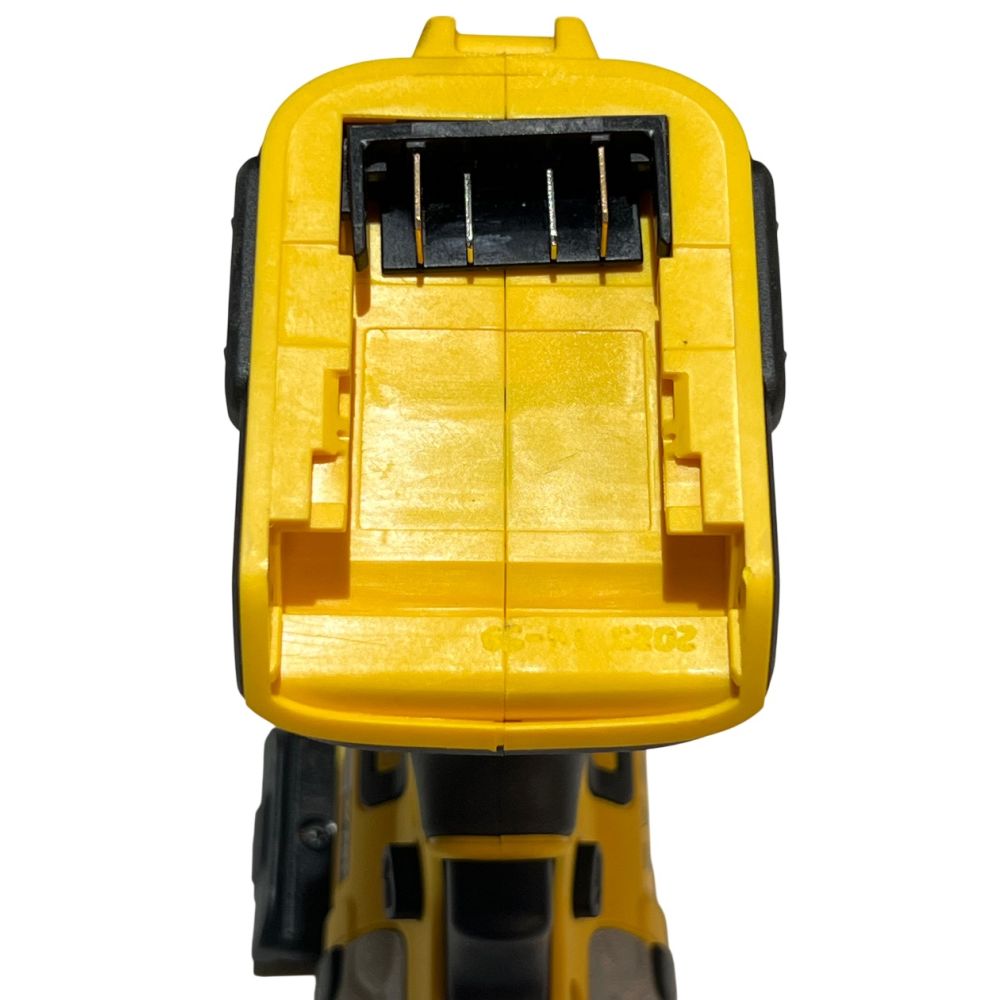 Аккумуляторный шуруповерт DEWALT DCF887N, 18 В, 205 Нм, 3800 уд/мин, без АКБ и ЗУ (DCF887N-XJ/U), уцененный товар