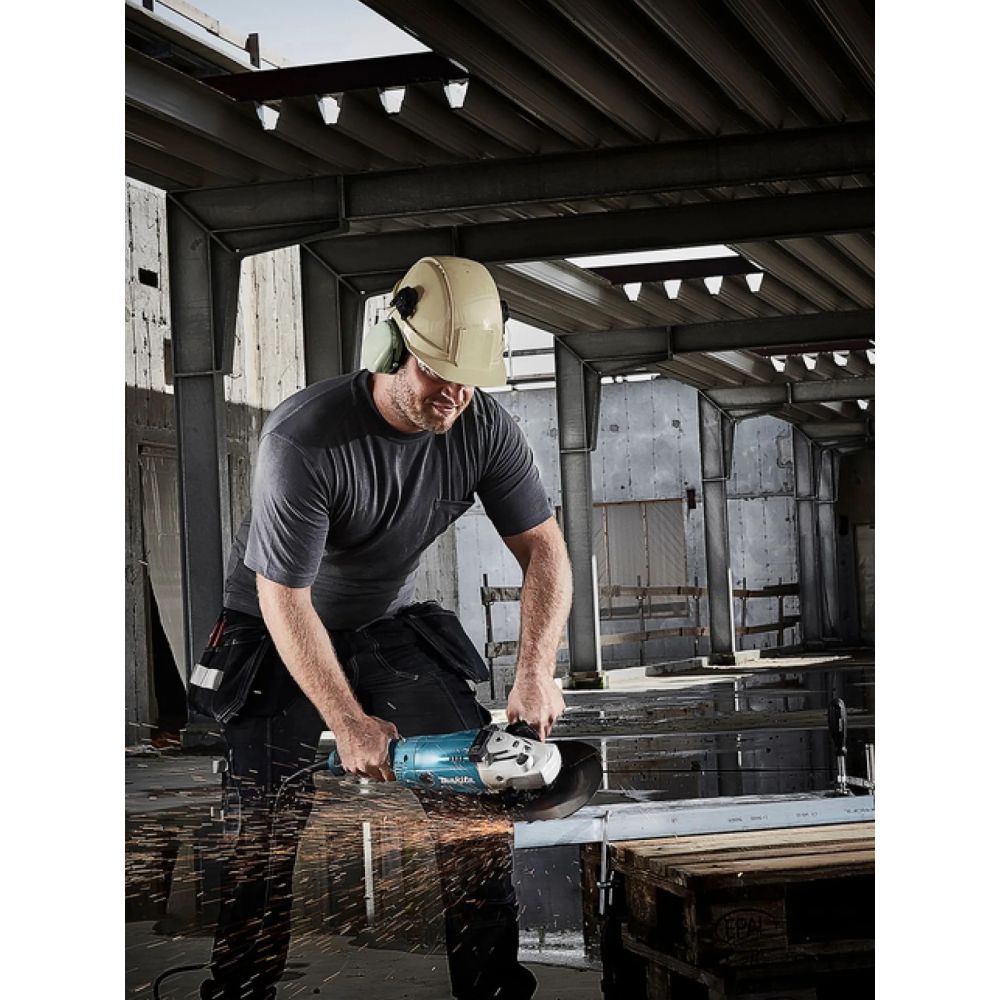 Угловая шлифмашина Makita GA9020, 2200 Вт, 230 мм, 6600 об/мин