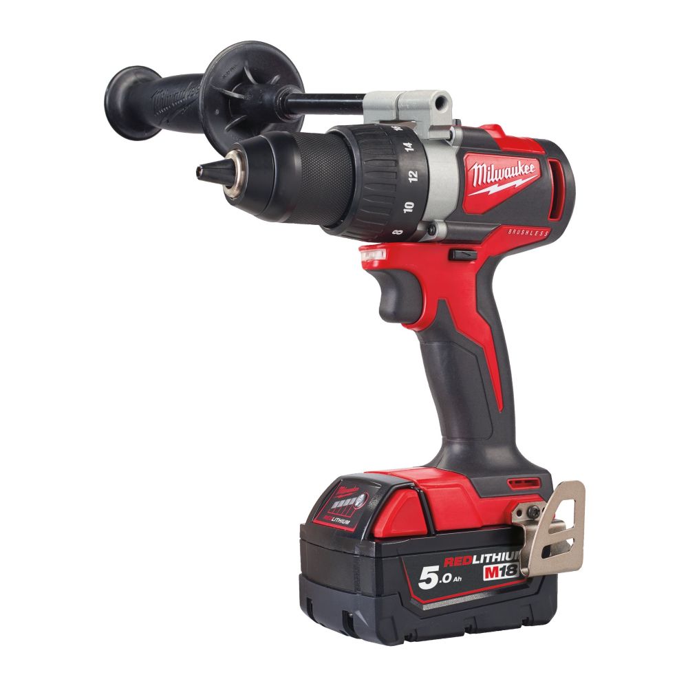 Аккумуляторная дрель-шуруповерт Milwaukee M18 BLDD2-502X, 18 В, 82 Нм, 1800 об/мин, с 2 АКБ 5 Ач и ЗУ, в кейсе, 4933464515