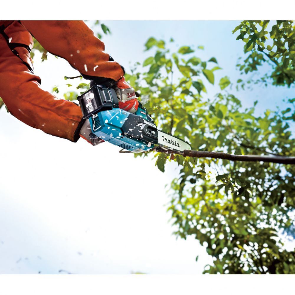 Аккумуляторная цепная пила Makita UC031GZ01, 40 В, 25 см, 24 м/с, без АКБ и ЗУ