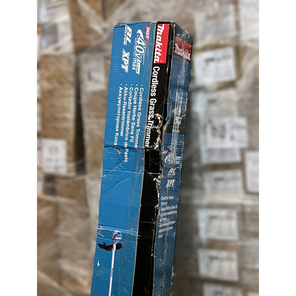Аккумуляторный триммер Makita UR002GZ05, 40 В, 6500 об/мин, без АКБ и ЗУ (УЦЕНЕННЫЙ ТОВАР) (UR002GZ05/U)