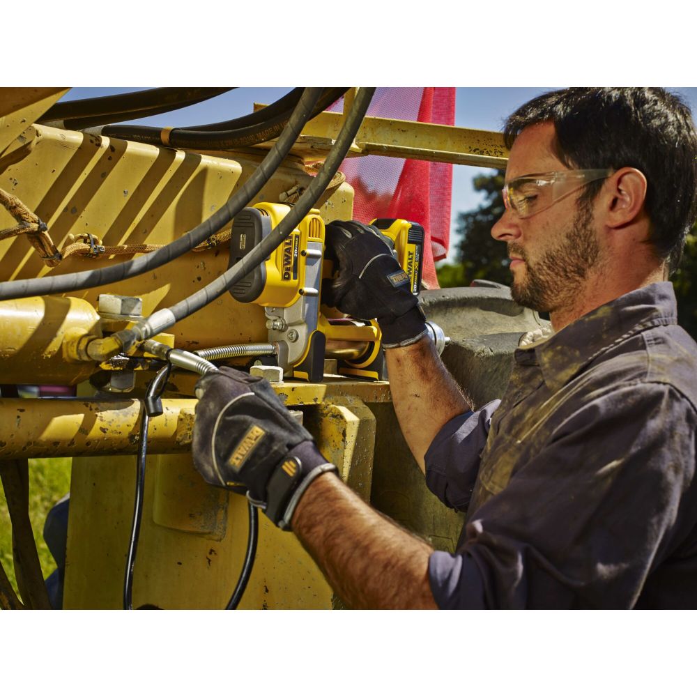 Аккумуляторный смазочный пистолет DEWALT DCGG571NK, 18 В, без АКБ и ЗУ, в кейсе (DCGG571NK-XJ/U), уцененный товар