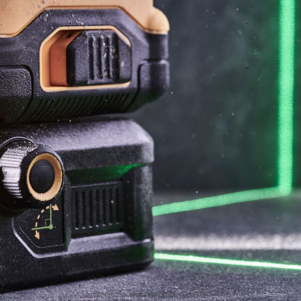 Аккумуляторный лазерный нивелир DEWALT DCE089D1G18, 12/18 В, зеленый луч, 35 м, с АКБ 2 Ач и ЗУ, в кейсе TSTAK (DCE089D1G18-QW)