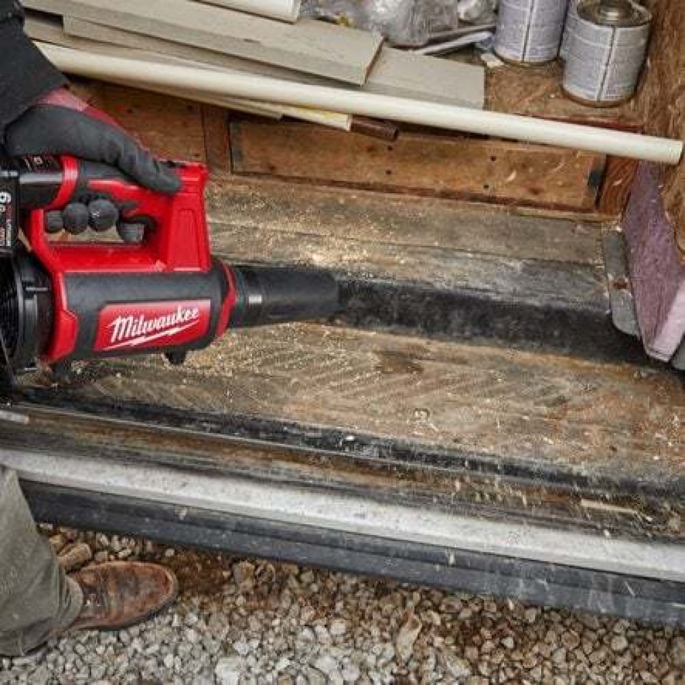 Аккумуляторный воздуходув Milwaukee M12 BBL-0 4933472214, 4.81 м³/мин, 49 м/с, без АКБ и ЗУ