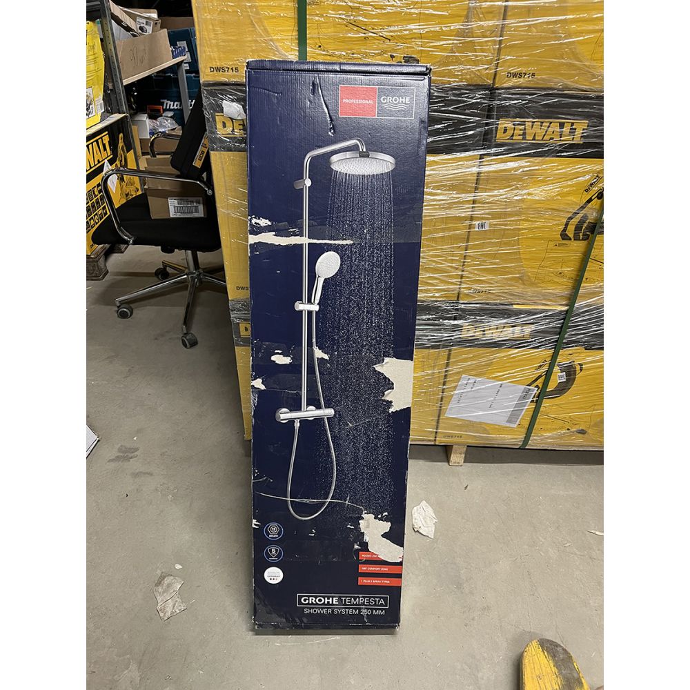 Душевая система GROHE Tempesta System 250 с термостатом для душа, матовый чёрный (266702431/U), уцененный товар