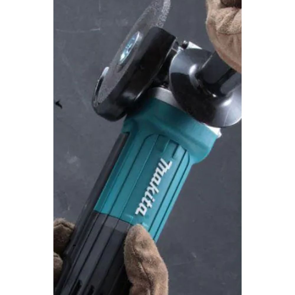 Угловая шлифмашина Makita GA5034, 720 Вт, 125 мм, 11000 об/мин