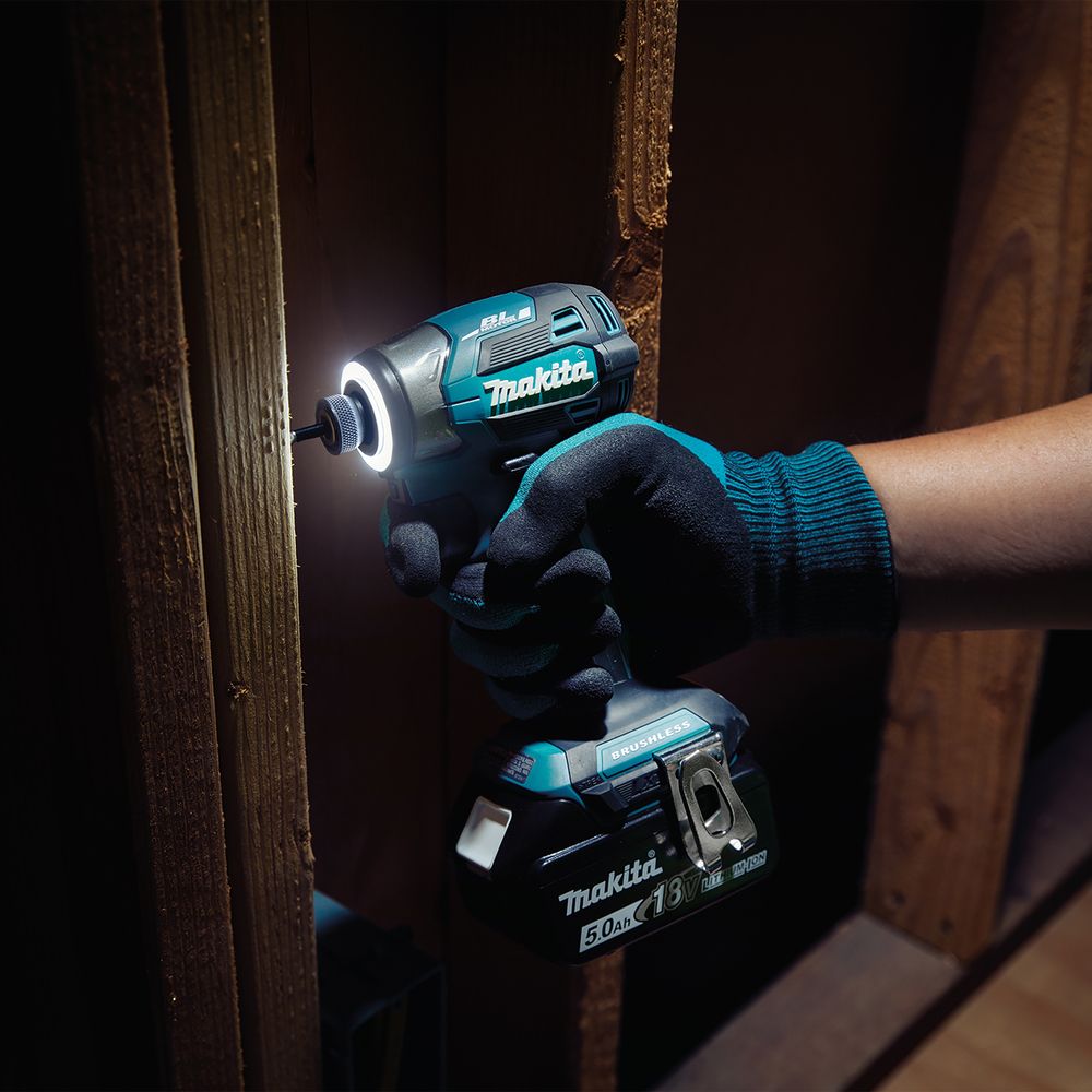 Аккумуляторный шуруповерт Makita DTD173Z, 18 В, 180 Нм, 3800 уд/мин, без АКБ и ЗУ