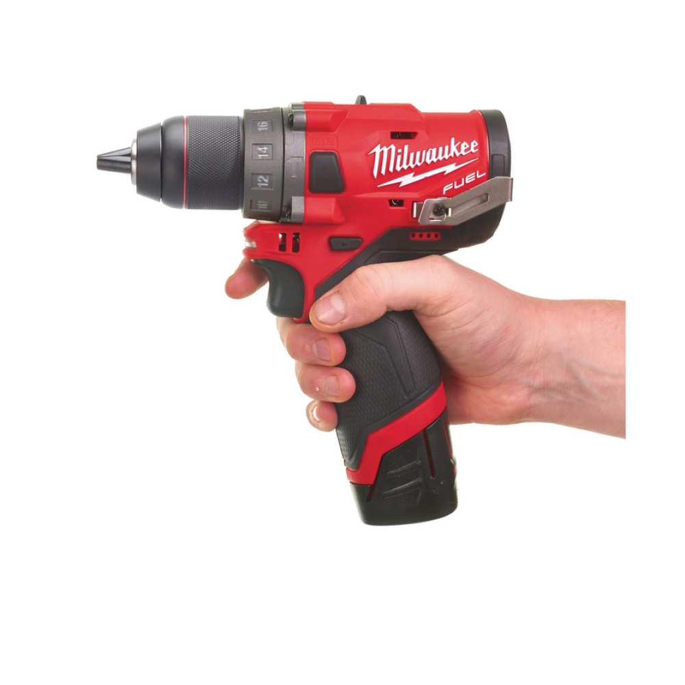 Аккумуляторная ударная дрель Milwaukee M12 FPD-202X 4933459802, 1700 об/мин, с 2 АКБ 2 Ач и ЗУ, в кейсе
