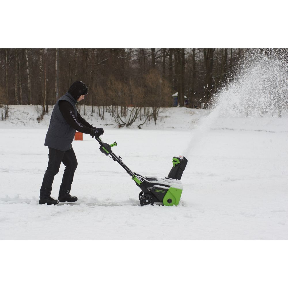 Снегоуборщик аккумуляторный Greenworks GD82ST, 82 В, 56 см (2602507UB)
