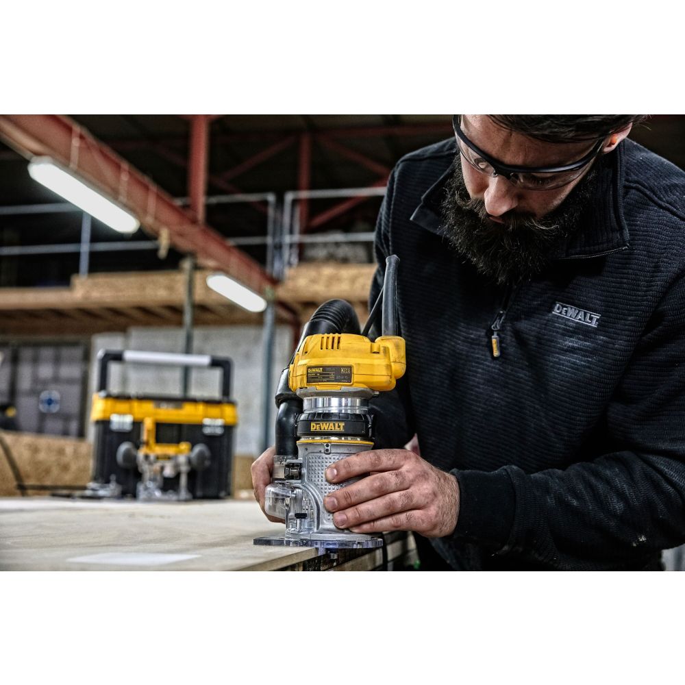 Вертикальный фрезер DEWALT D26204K, 900 Вт, 27000 об/мин, 55 мм, в кейсе (D26204K-QS)