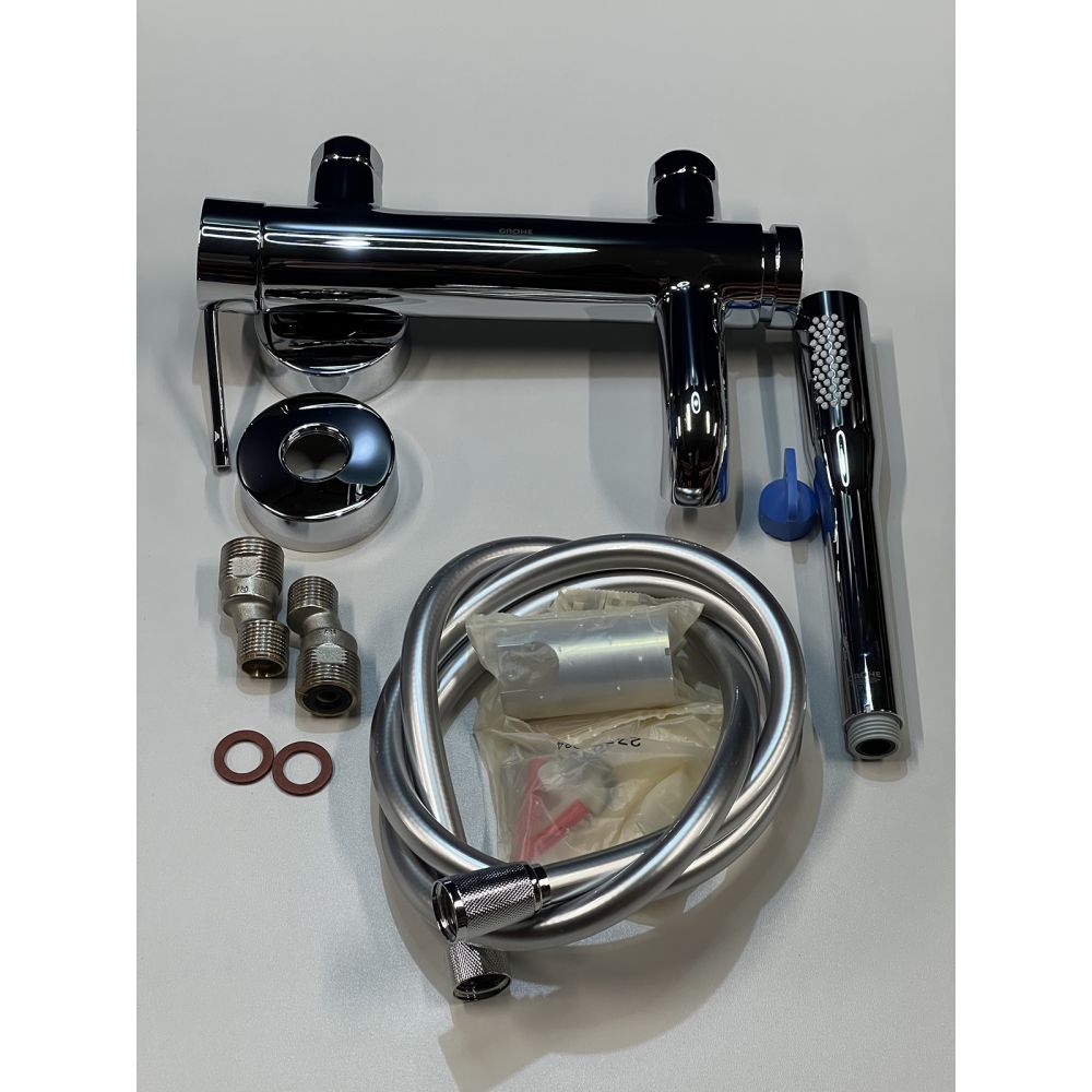 Смеситель для ванны GROHE Essence, хром (33628001/U), уцененный товар