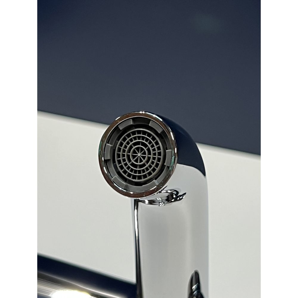 Смеситель для ванны GROHE Essence, хром (33628001/U), уцененный товар