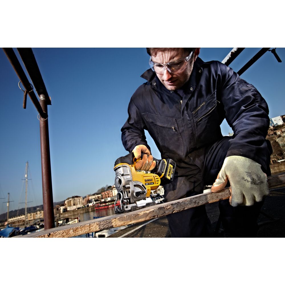 Аккумуляторный лобзик DEWALT DCS331P1, 18 В, 3000 ход/мин, 26 мм, с АКБ 5 Ач и ЗУ (DCS331P1N-XJ)