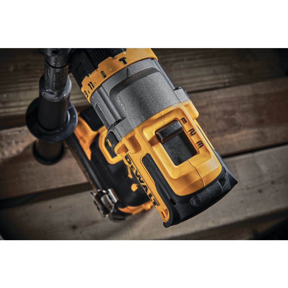 Аккумуляторная ударная дрель-шуруповерт DEWALT DCD999H2T, 18 В, 2250 об/мин, 38250 уд/мин, с 2 АКБ 5 Ач и ЗУ, в кейсе TSTAK