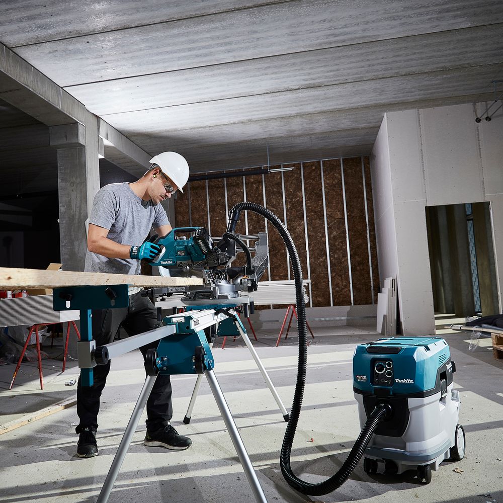 Аккумуляторный строительный пылесос Makita VC006GM, 40 В, 40 л, с 2 АКБ 5 Ач, без ЗУ (DUST-KITM6)