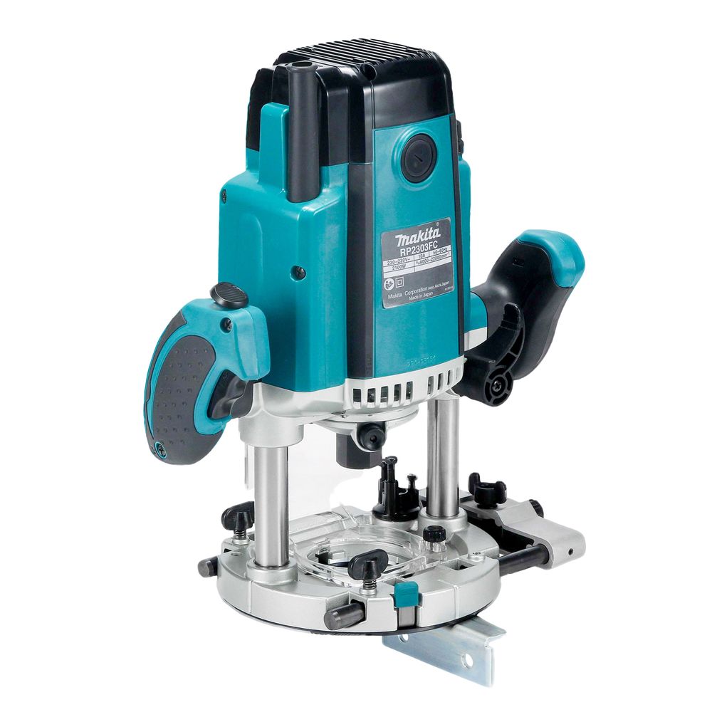Фрезер Makita RP2303FC02, 2100 Вт, 23000 об/мин, 70 мм
