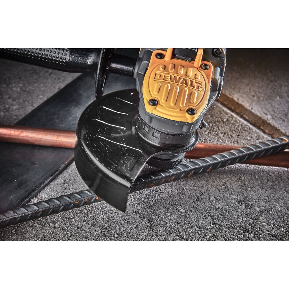 Аккумуляторная угловая шлифмашина DEWALT DCG409VSP1T, 18/54 В, 125 мм, 9000 об/мин, с АКБ 5 Ач и ЗУ, в кейсе TSTAK (DCG409VSP1NT-XJ)