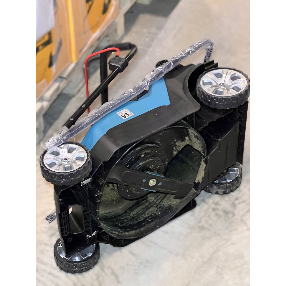 Аккумуляторная газонокосилка Makita DLM382Z, 18 В, 3700 об/мин, 40 л, без АКБ и ЗУ (УЦЕНЕННЫЙ ТОВАР) (DLM382Z/BU)