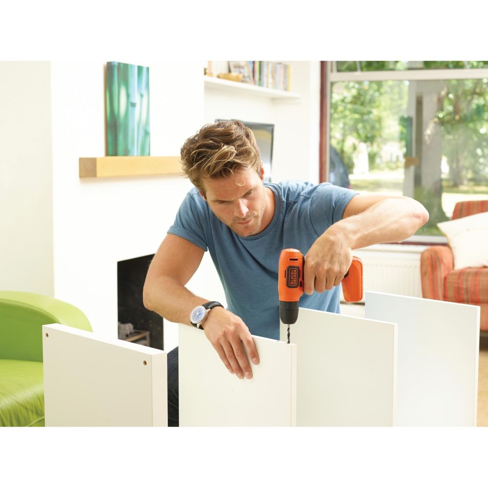 Ультра-компактная аккумуляторная дрель-шуруповерт BLACK+DECKER BDCD8, 400 об/мин, 8/12 Нм