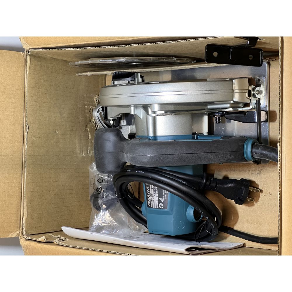 Пила циркулярная Makita HS7600, 1200 Вт, 185 мм, 5200 об/мин, (УЦЕНЕННЫЙ ТОВАР) (HS7600/U)