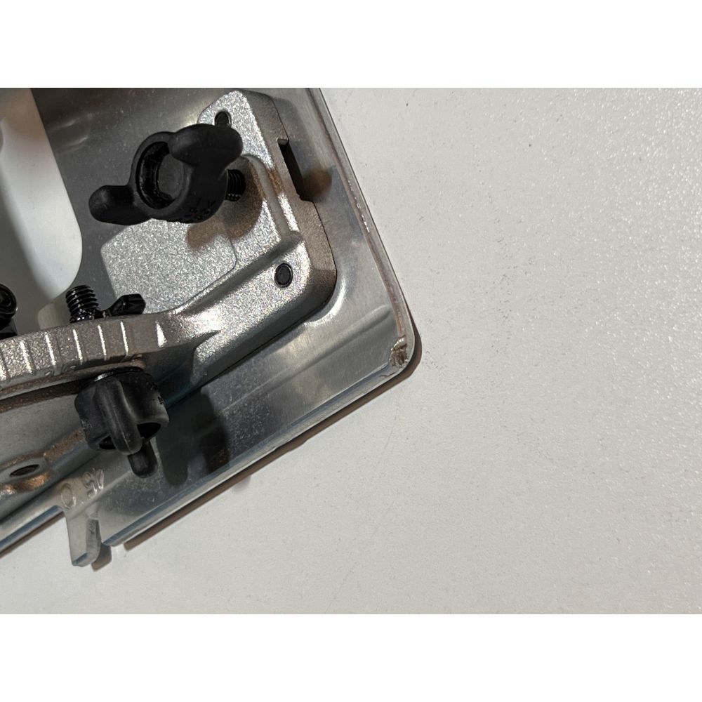 Пила циркулярная Makita HS7600, 1200 Вт, 185 мм, 5200 об/мин, (УЦЕНЕННЫЙ ТОВАР) (HS7600/U)