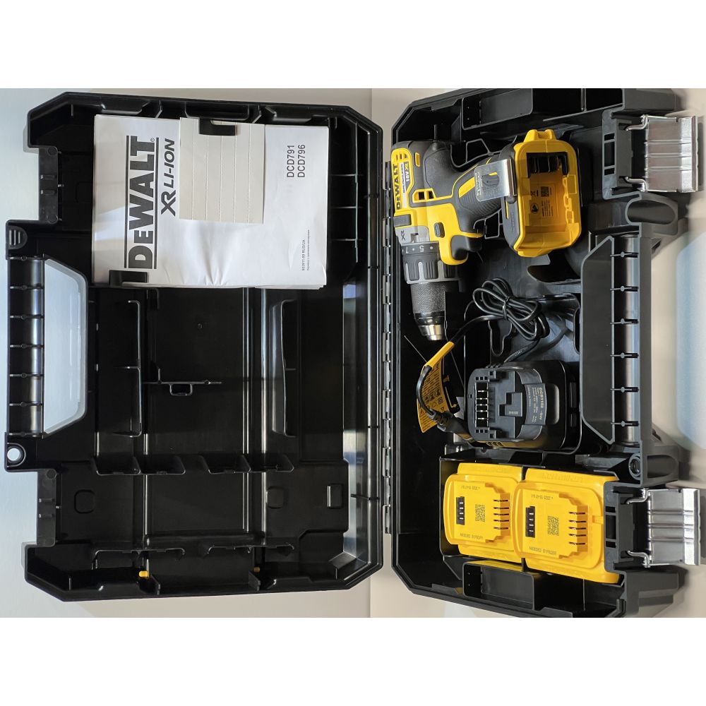 Аккумуляторная дрель-шуруповерт DEWALT DCD791D2, 18 В, 2000 об/мин, с 2 АКБ 2 Ач и ЗУ, в кейсе TSTAK(УЦЕНЕННЫЙ ТОВАР) (DCD791D2-QW/U1)