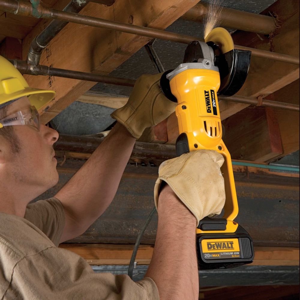 Аккумуляторная угловая шлифмашина DEWALT DCG412P1, 18 В, 125 мм, 7000 об/мин, с АКБ 5 Ач и ЗУ (DCG412P1N-XJ)