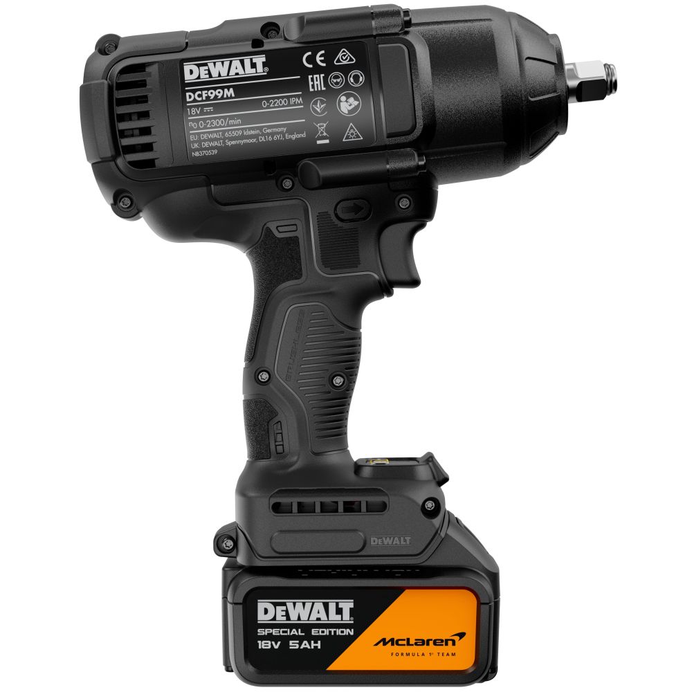 Аккумуляторный набор DEWALT McLaren Limited Edition DCK2225MP2T, 18 В: УШМ + гайковерт, с 2 АКБ 5 Ач и ЗУ, в кейсе TSTAK