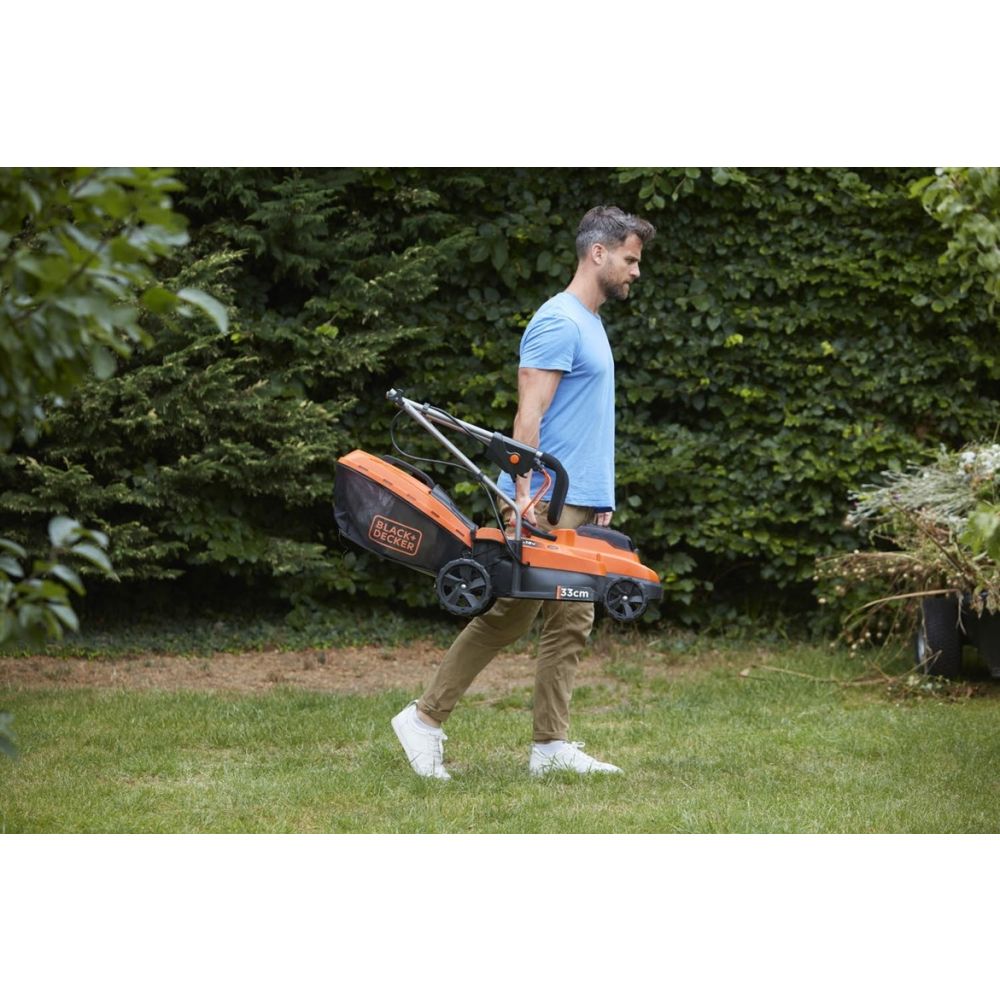 Аккумуляторная газонокосилка BLACK+DECKER, 36 В, 33 см, 35 л, с 2 АКБ 2.5 Ач и ЗУ, BCMW3318L2