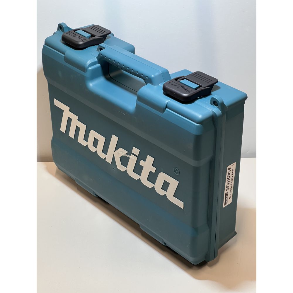 Аккумуляторная дрель-шуруповерт Makita DF333DWYE, 12 В, 1700 об/мин, с 2 АКБ 1.5 Ач и ЗУ, в кейсе (УЦЕНЕННЫЙ ТОВАР) (DF333DWYE/U)