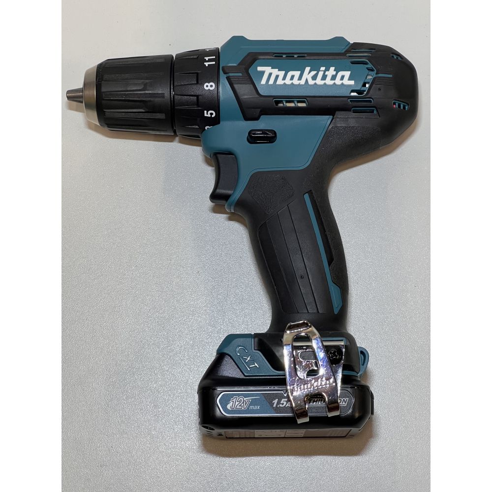 Аккумуляторная дрель-шуруповерт Makita DF333DWYE, 12 В, 1700 об/мин, с 2 АКБ 1.5 Ач и ЗУ, в кейсе (УЦЕНЕННЫЙ ТОВАР) (DF333DWYE/U)