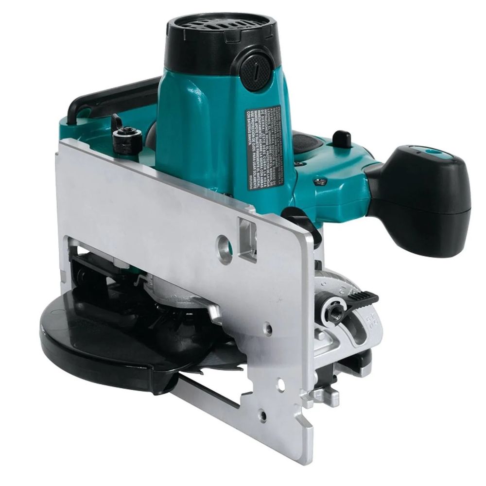 Аккумуляторная дисковая пила Makita DSS610RF, LXT 18 В, 165 мм, 3700 об/мин, с АКБ 3 Ач и ЗУ